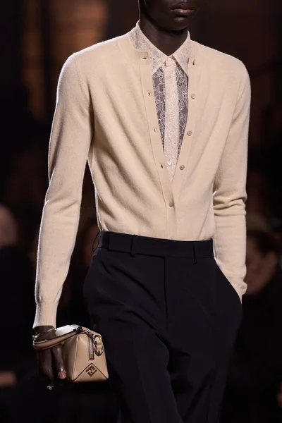Look 157